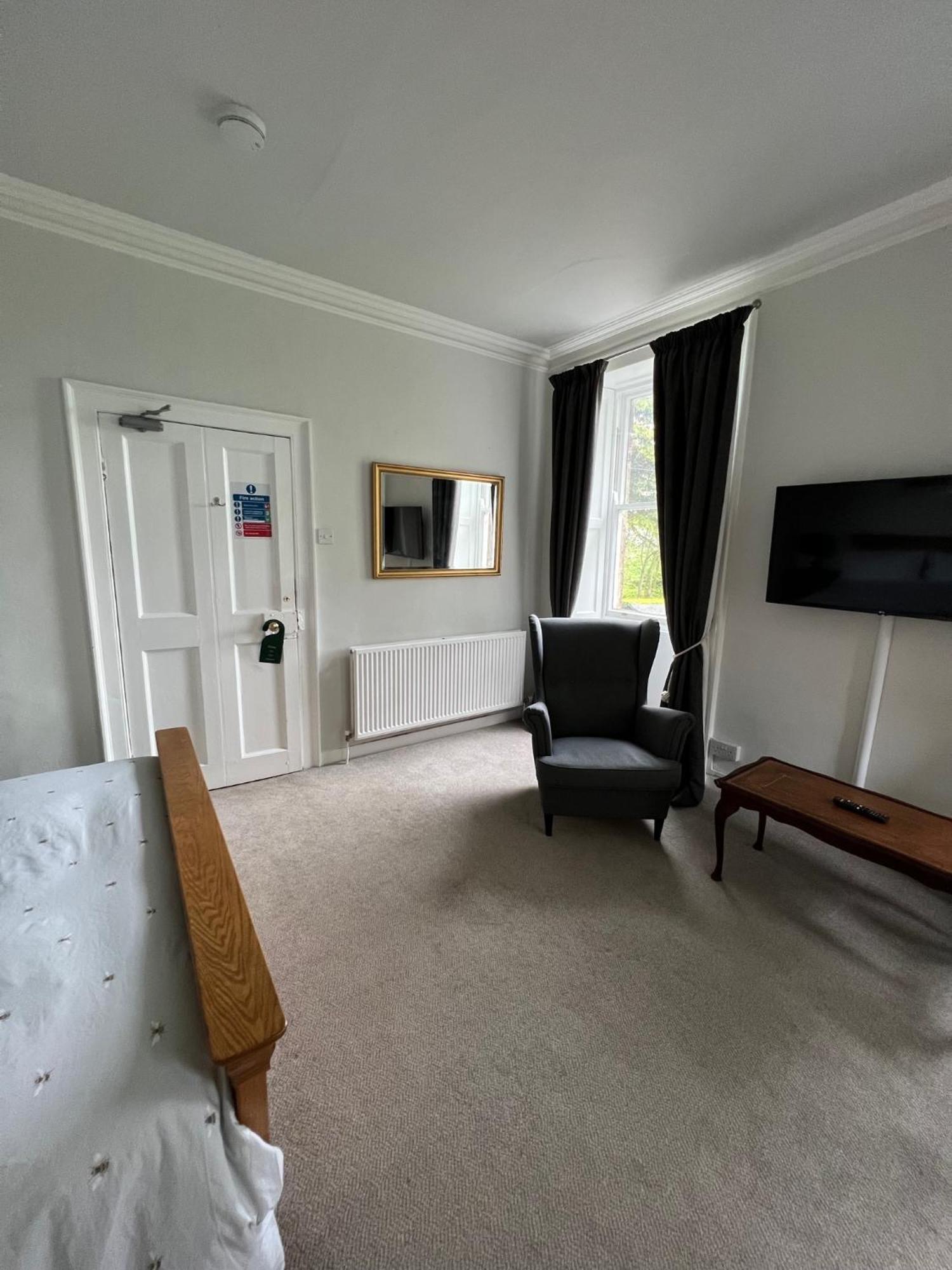 Broomhouse Farmhouse Cheswick  Room photo